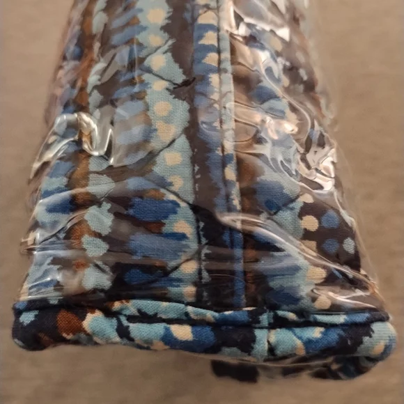 Vera Bradley Blue Floral Small Cosmetic Bag - Picture 15 of 15